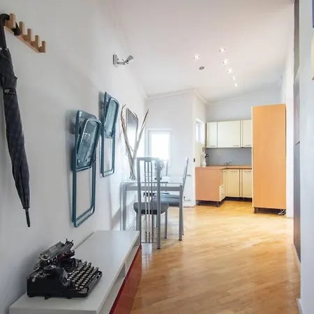 Apartment Roof Flat Near Center Prague